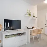 Apartment Zigo Modern Near Split